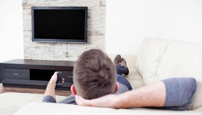 Tivi treo tường cao bao nhiêu là hợp lý và an toàn cho người xem?