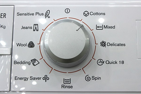 Một số lệnh cơ bản trên máy giặt Electrolux